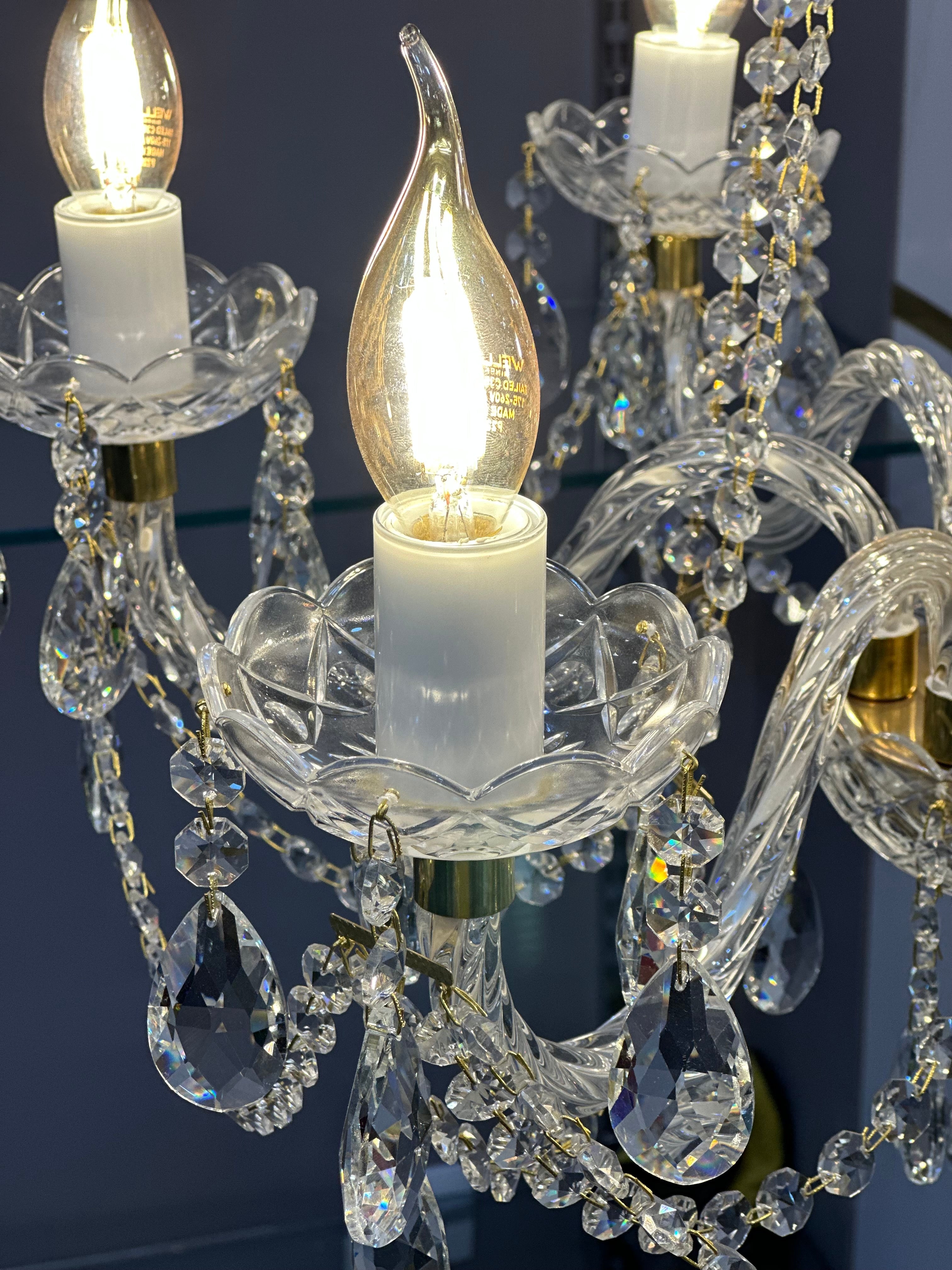 Lustre Lyena en Cristal Tchèque – 6 Lampes
