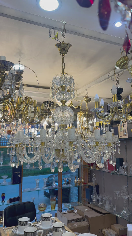 Lustre Royal “Anastellia” en Cristal – Édition Limitée